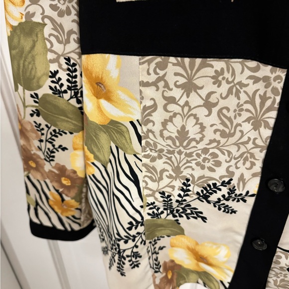 Peter Popovitch Silky Embroidered  Button‎ Down Blouse Spotless Sz Large - Picture 4 of 8